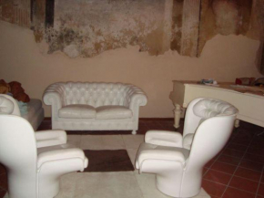 Palazzo Rinascimentale con affreschi